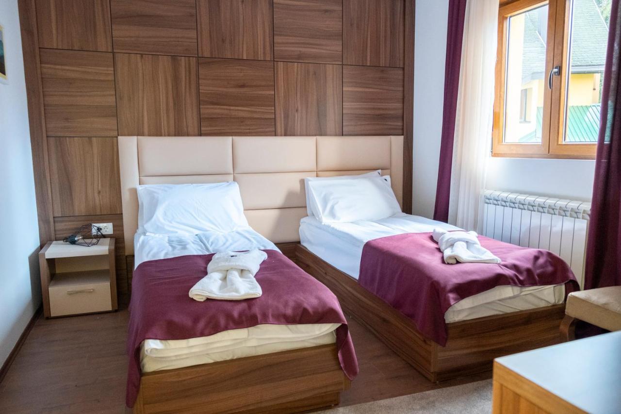 Borovnica Sweet Apartments Zabljak  Bagian luar foto